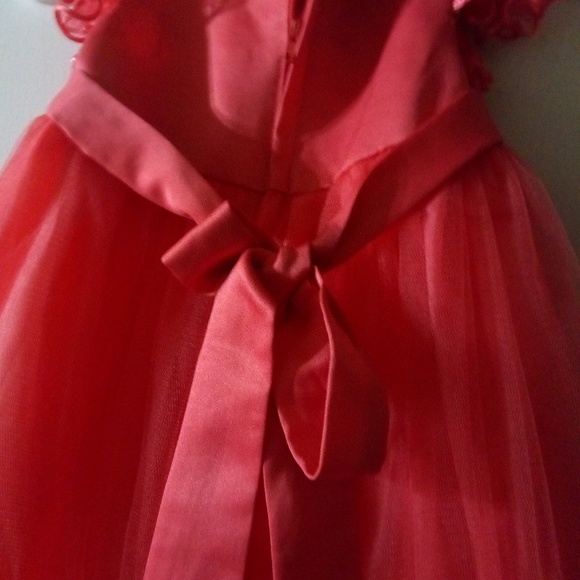 Dress - Picture 5 of 5